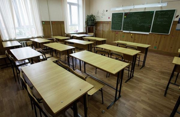 <br />
Из лицея на Урале уволились сразу 16 учителей<br />
