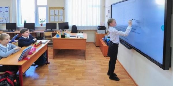<br />
Учителя Москвы смогут задавать уроки на дом онлайн<br />
